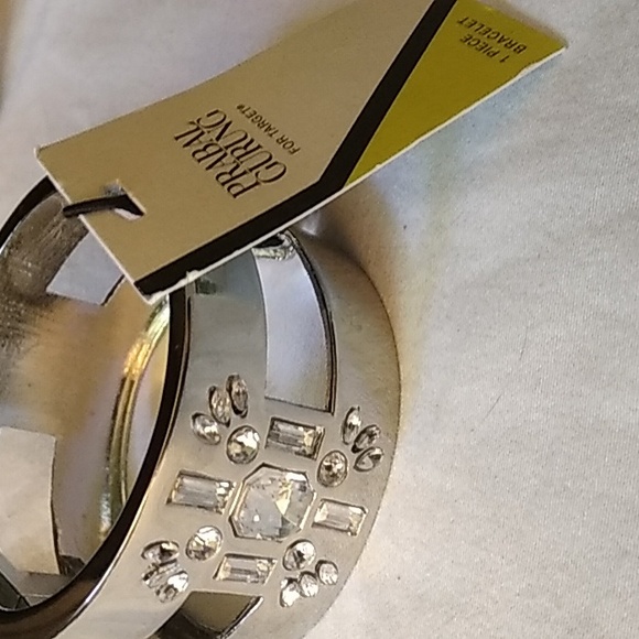 Prabal gurung silver cuff,clear stone accent.NWT.NO ISSUES - Picture 2 of 2